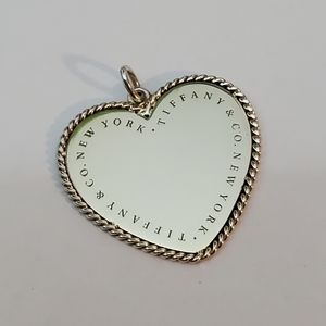 XL Twist Heart Pendant